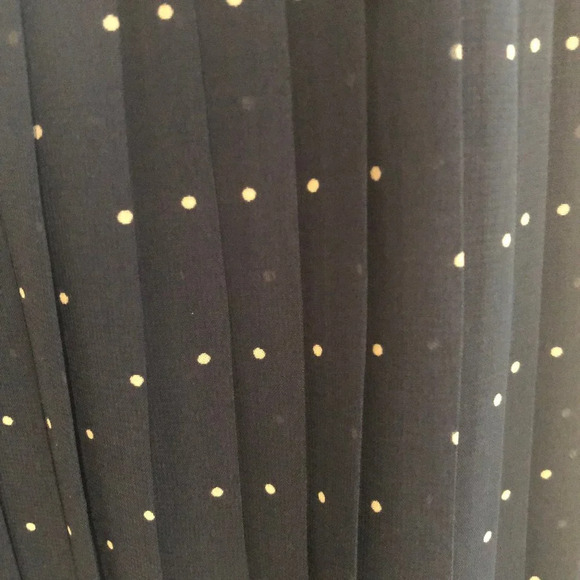 Uniqlo Casual Polka Dot Lined Pleated Skirt Navy + White Sz S no fabric tag - Picture 3 of 5